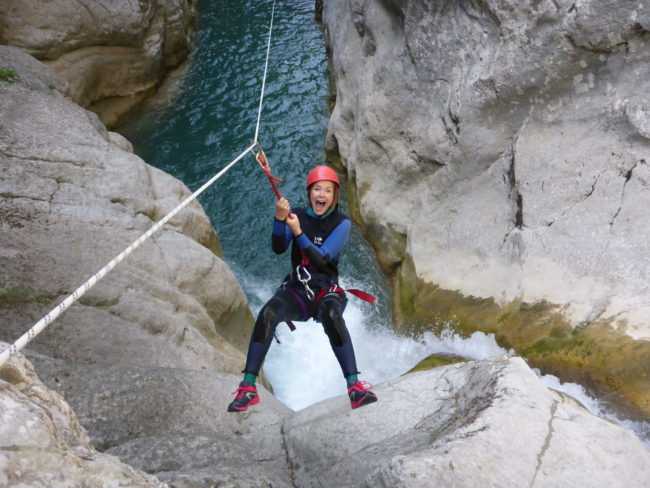 descente tyrolienne canyoning Saint Auban descente tyrolienne canyoning Saint Auban